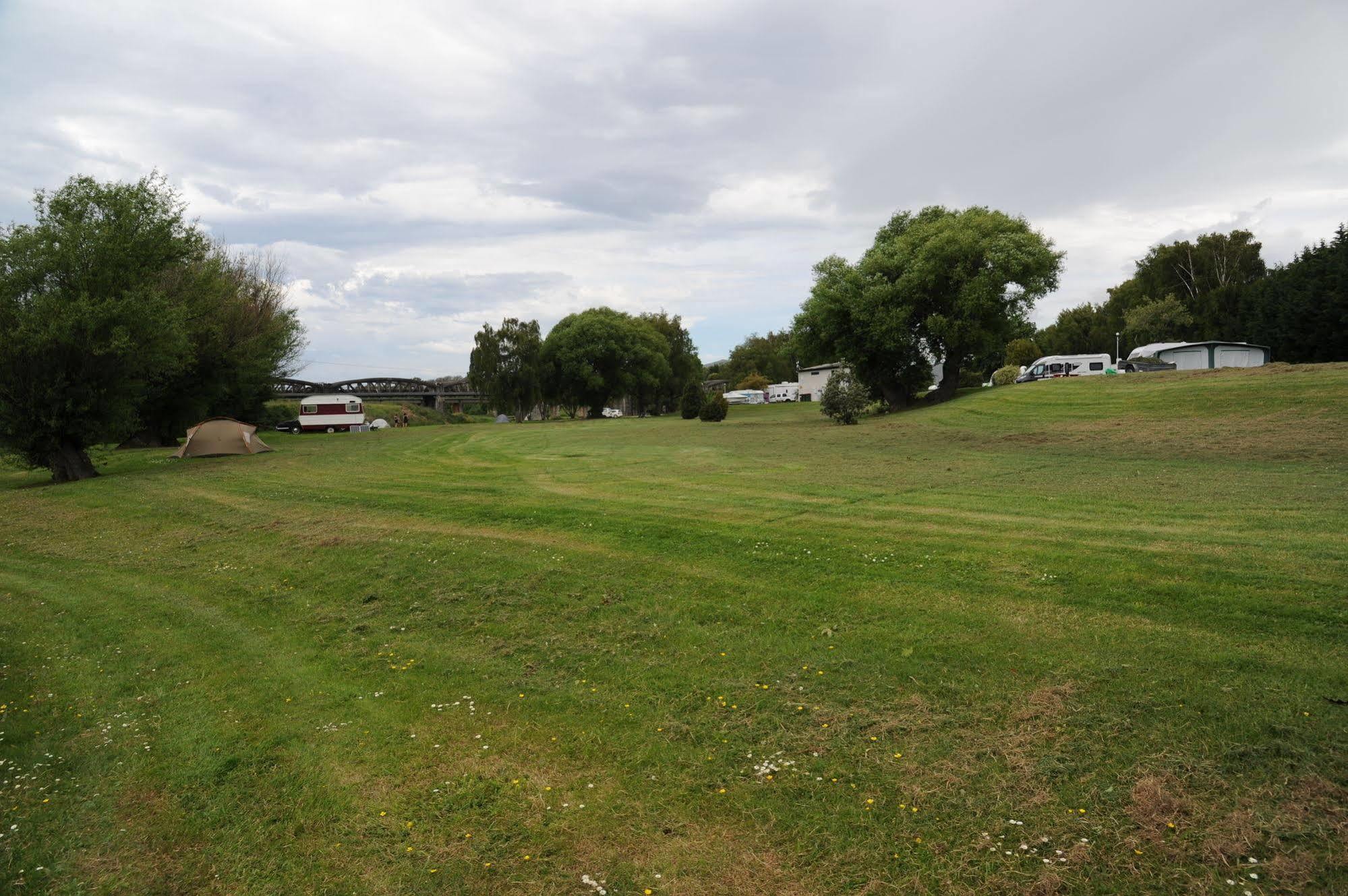 Blenheim Bridges Holiday Park Buitenkant foto