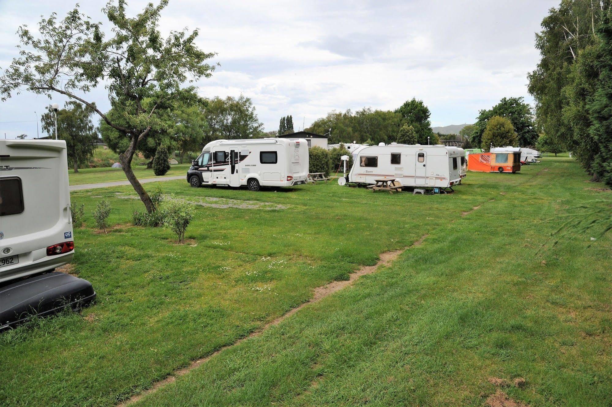 Blenheim Bridges Holiday Park Buitenkant foto